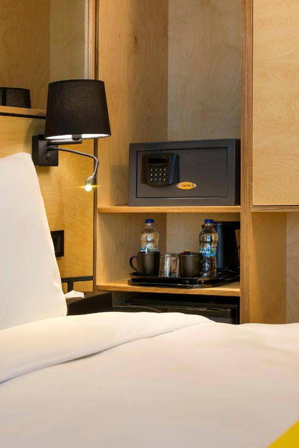 Trip Park Hotel Истанбул Екстериор снимка